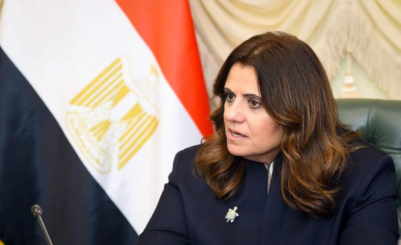 وزيرة الهجرة تهنئ الطلبة المصريين أوائل الثانوية العامة بالكويت