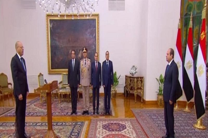 محمد جبران يُؤدي اليمين الدُستورية وزيرا للعمل أمام الرئيس السيسي