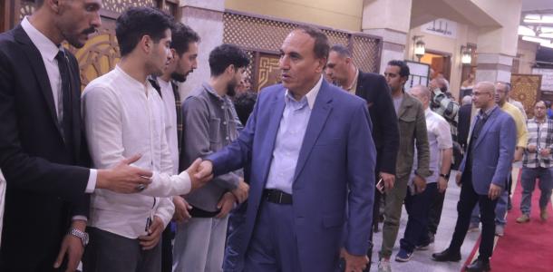 الوسط الصحفي يودع الكاتب الكبير محمد الدسوقي مدير تحرير الأهرام.. «صور»