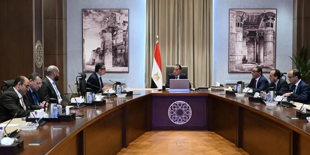 رئيس الوزراء يتابع الموقف التنفيذي لمنظومة الدعم وإجراءات حوكمتها