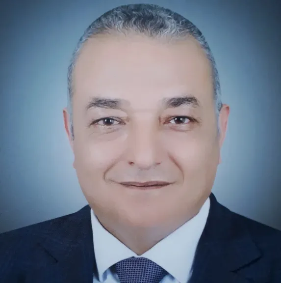 البروفيسور أحمد عباس نوير.. رحلة عِلم ونهضة مؤسسية في التكنولوجيا الحيوية بمصر
