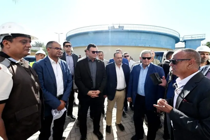 وزير الإسكان ومحافظ أسيوط يتفقدان توسعات محطة مياه أبوتيج