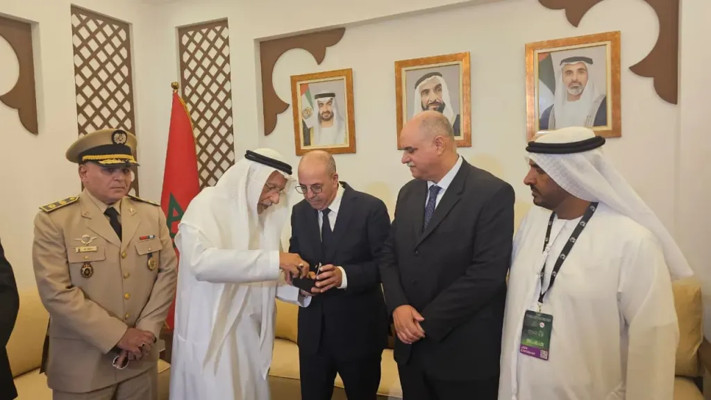 افتتاح الملتقى الدولي للتمر بأرفود بدورته الرابعة عشرة وسط مشاركة إماراتية وازنة افتتاح الملتقى الدولي للتمر بأرفود بدورته الرابعة عشرة وسط مشاركة إماراتية وازنة