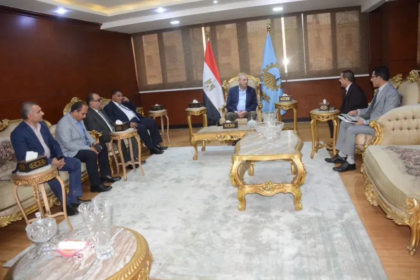 محافظ الغربية يلتقي المدير التنفيذي للشركة المصرية للتنمية الزراعية لدعم المزارعين