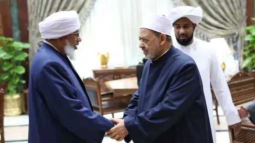 د. محمد سعد الحداد يكتب: جامعة سراج الهدى.. صرح علمي يجمع بين الأصالة والمعاصرة بقيادة فضيلة الشيخ عبد الرحمن الثقافي