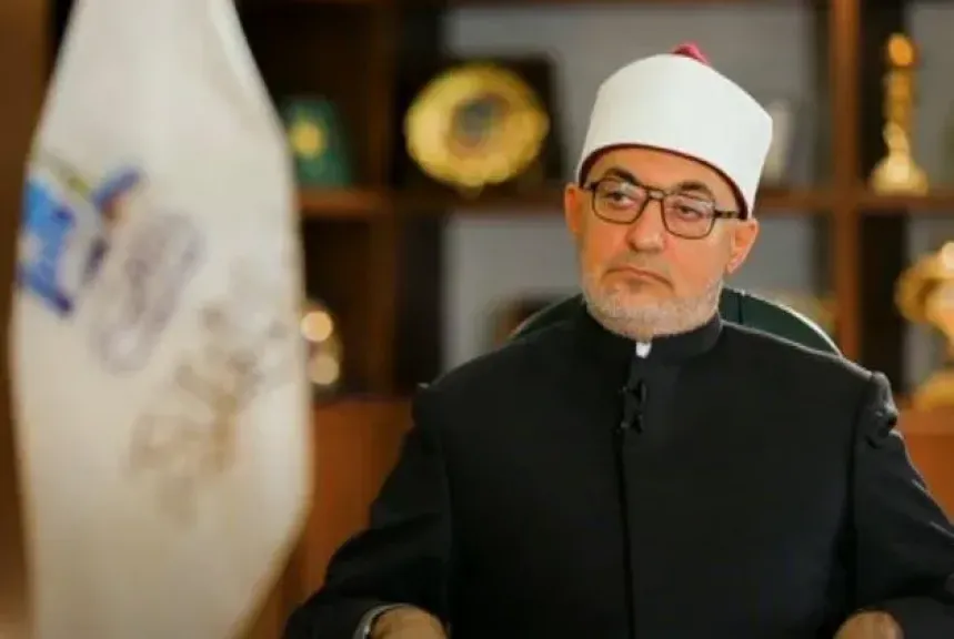 مفتي الجمهورية ضيف صالون لجنة الشئون العربية بنقابة الصحفيين ويشارك في توزيع تأشيرات العمرة