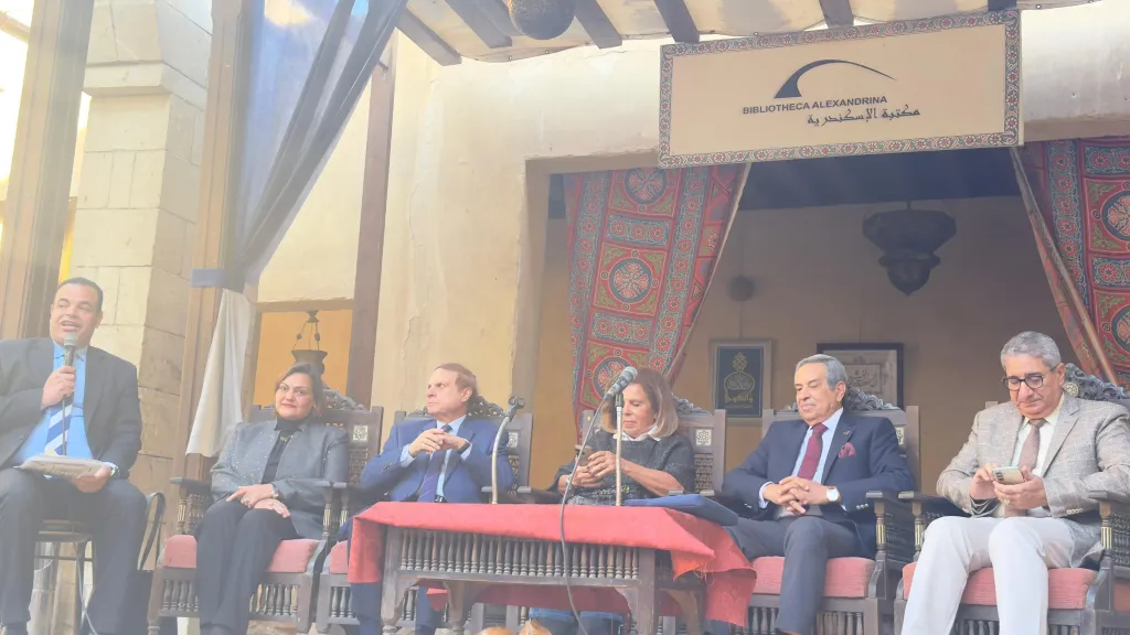 ندوة رابطة الجامعات الإسلامية تؤكد: بناء الشخصية وتنمية الوعي مسؤولية أكاديمية أصيلة