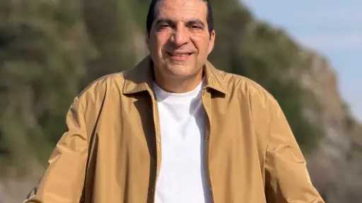 شاهد.. عمرو خالد يعرض برومو برنامجه «دليل» الذي سيذاع خلال شهر رمضان