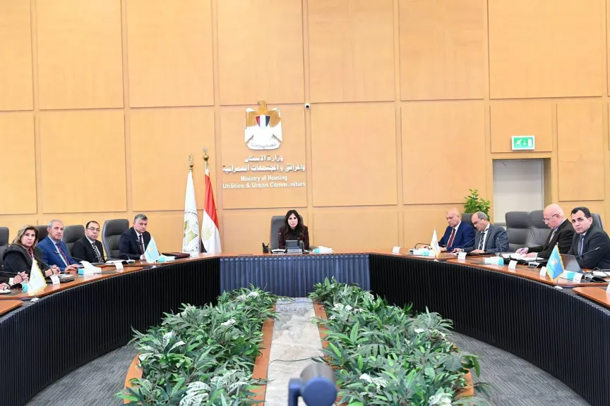 وزيرة الإسكان تعقد اجتماعًا موسعًا لمتابعة موقف تنفيذ مشروعات «حياة كريمة»