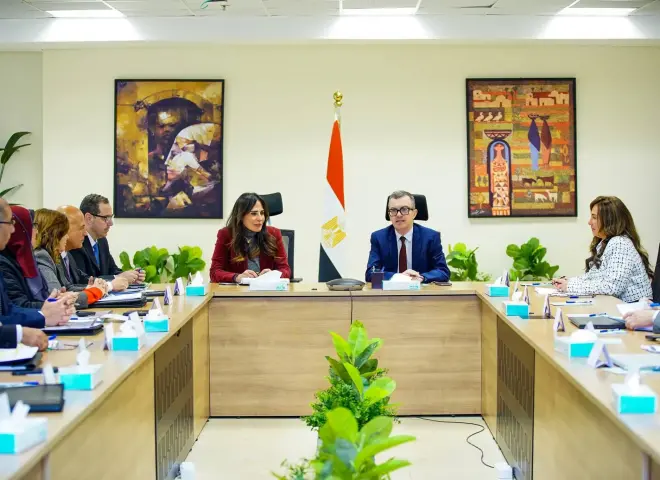 وزيرا التخطيط والإسكان يناقشان الخطة الاستثمارية حتى 2030 لتعزيز التنمية العمرانية وتحسين جودة الحياة