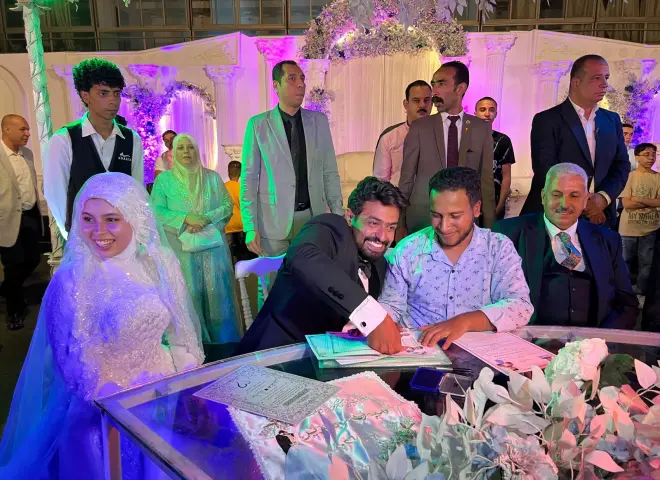 بحضور محافظ القاهرة.. حسن بيومي وعبدالله بيومي يهنئان مبارك عبدالرحمن وهدير أسامة بمناسبة حفل زفافهما
