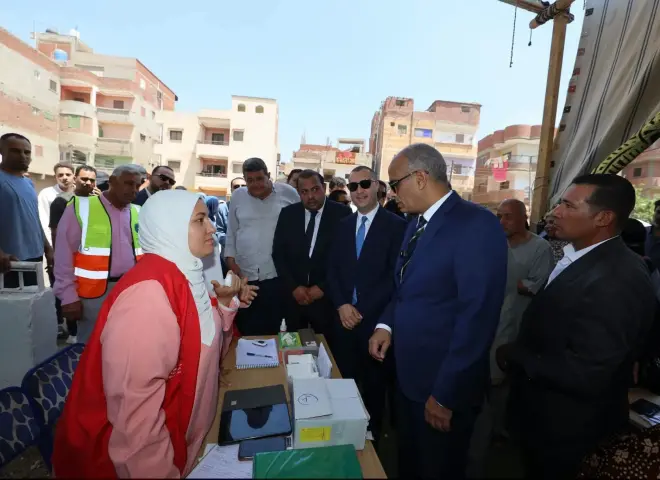 رئيس الوزراء يستعرض حصاد قافلة طبية شاملة نظمتها اللجنة الطبية العليا والاستغاثات بكفر الشيخ
