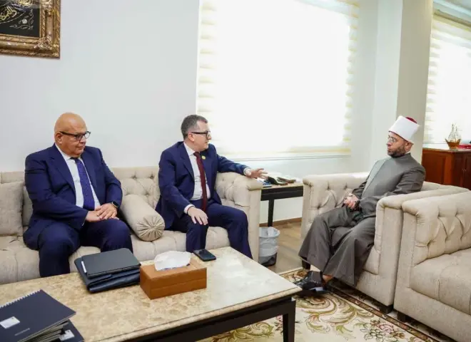 وزيرا الأوقاف والتخطيط يبحثان تعزيز التعاون المشترك لدعم جهود التنمية