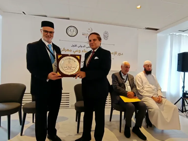الأمين العام لرابطة الجامعات الإسلامية يفتتح مؤتمر ”الإعجاز العلمي” بالسويد