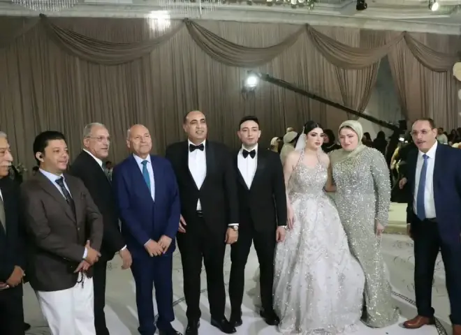 النائب خالد عبدالعزيز والدكتورة أسماء غزالة يحتفلان بزفاف نجلهما.. حضور سياسي وبرلماني كبير