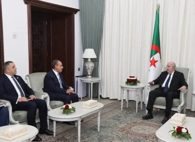 وزير الخارجية يلتقي رئيس الجمهورية الجزائرية
